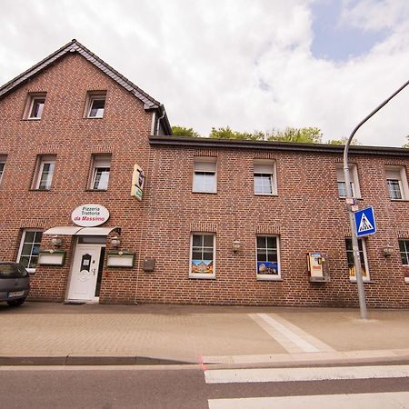 Hotel Burghof Щолберг Екстериор снимка